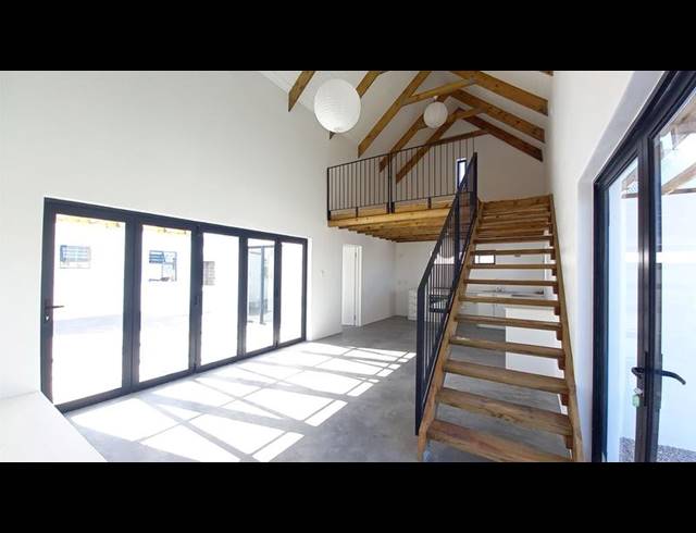 2 BEDROOM HOUSE FOR SALE IN BRITANNIA BAY